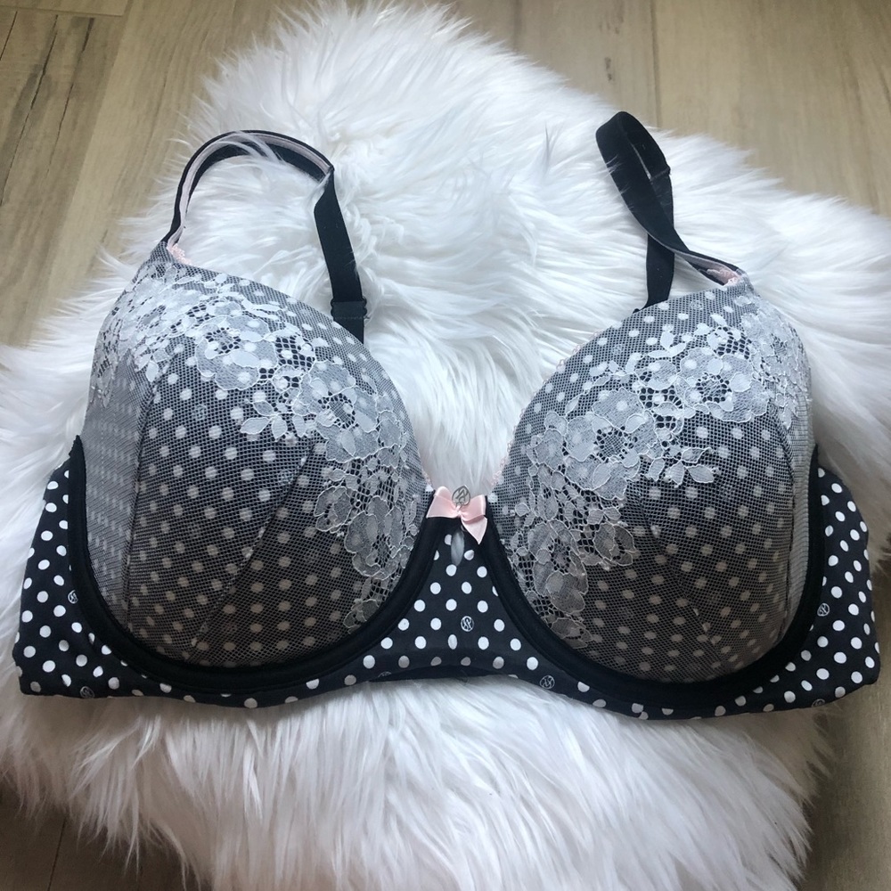 Victoria Secret Body by Victoria perfect coverage